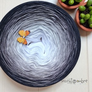 BA 221   (BIAŁY/J.SZARY/SZARY/GRAFIT/CZARNY) 