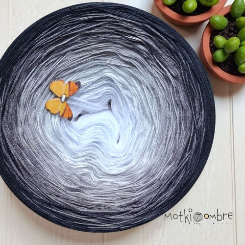 BA 221   (BIAŁY/J.SZARY/SZARY/GRAFIT/CZARNY) 