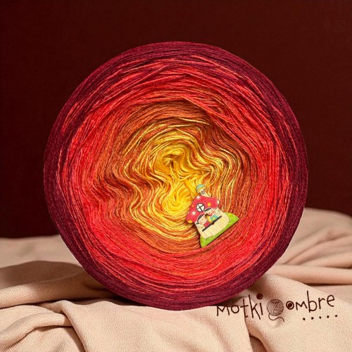 MP 37 Motek  Ombre Merino Pure 100% 3 nitki 1500 m  (żółty / koniak /j.czerwony / czerwony )