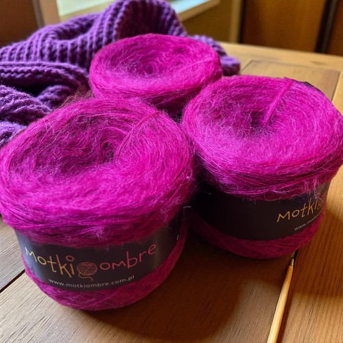 Włóczka na sweter ZS35 merino/akryl+moher FUKSJA