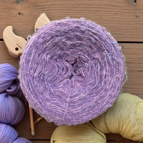 Włóczka boucle 100g lawenda